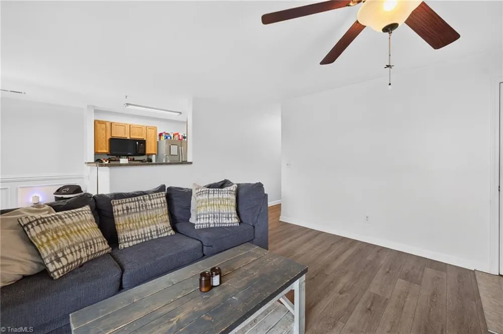 2206 McConnell Drive Kernersville, NC 27284