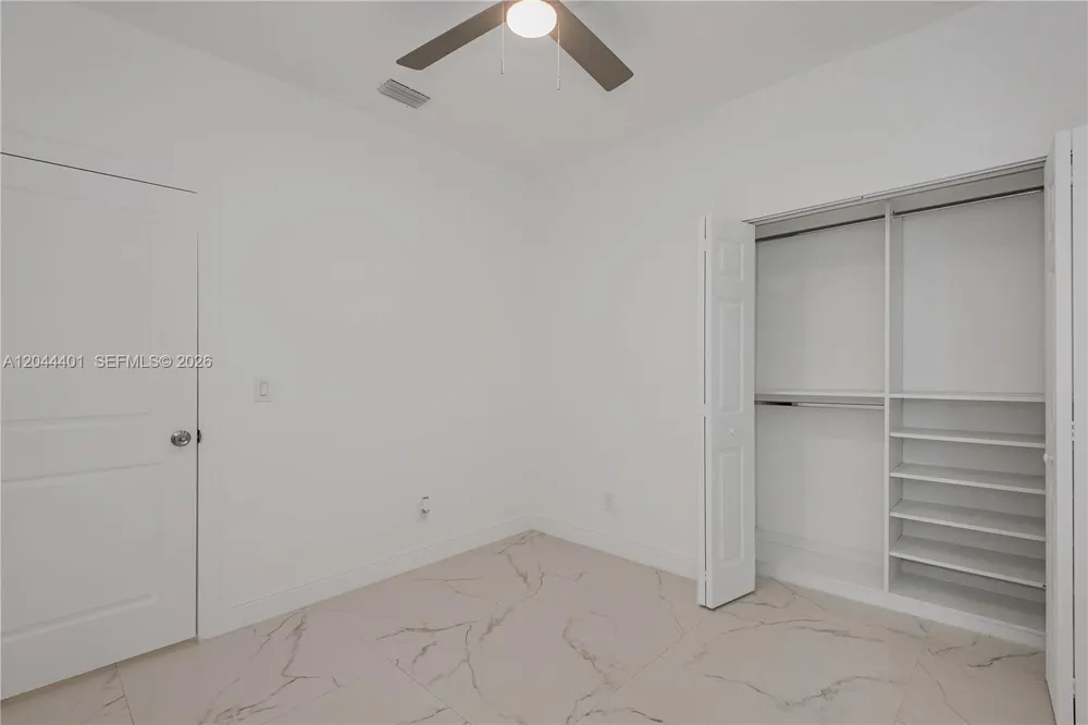 731 SW 6th St Dania Beach, FL 33004