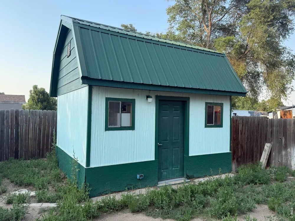 114 Linden Drive Log Lane Village, CO 80705