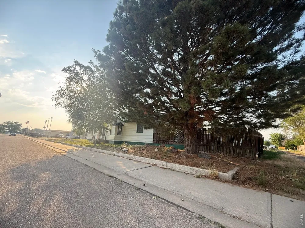 114 Linden Drive Log Lane Village, CO 80705