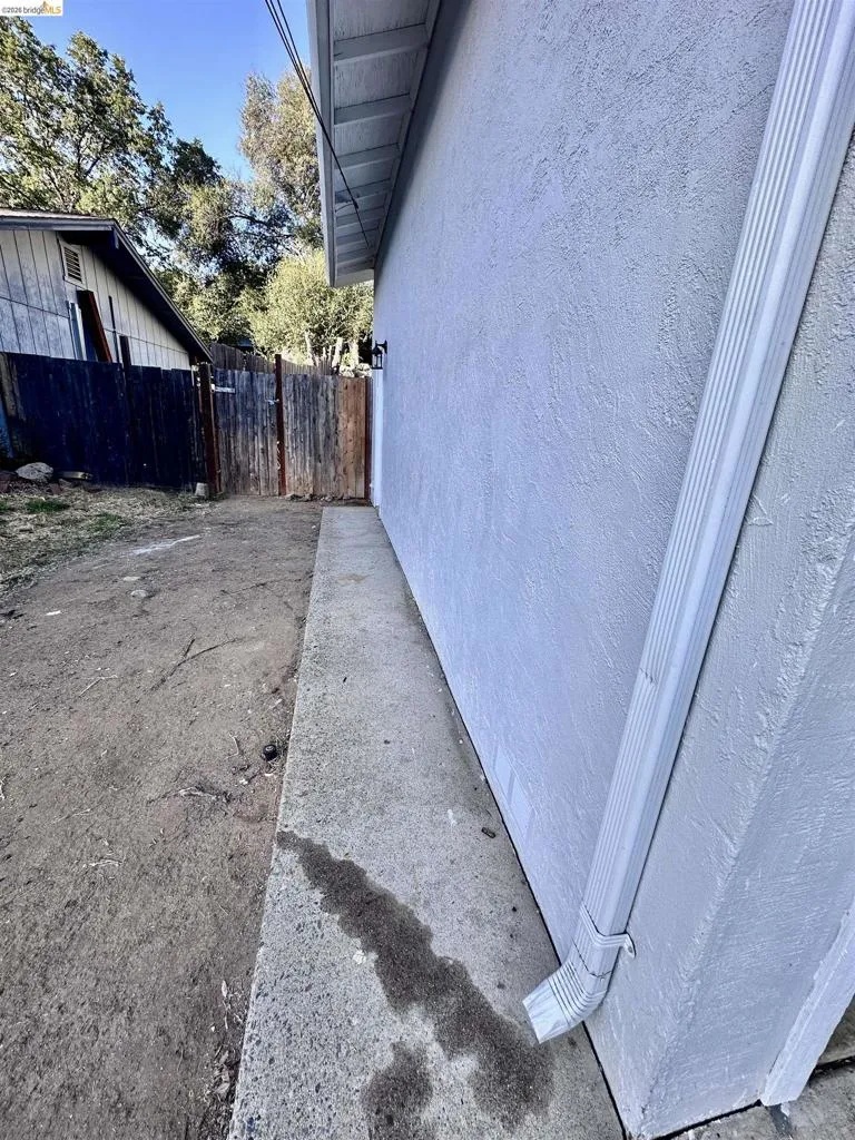 19381 Rockridge Way Sonora, CA 95370