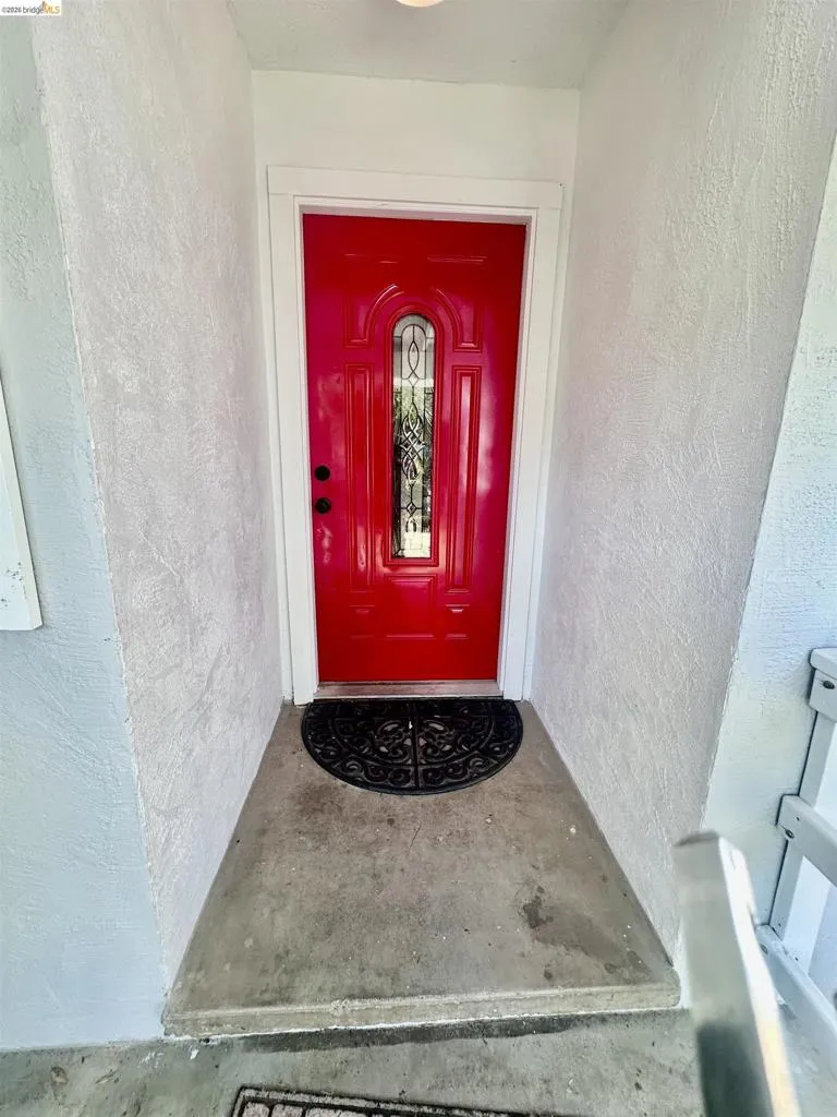 19381 Rockridge Way Sonora, CA 95370