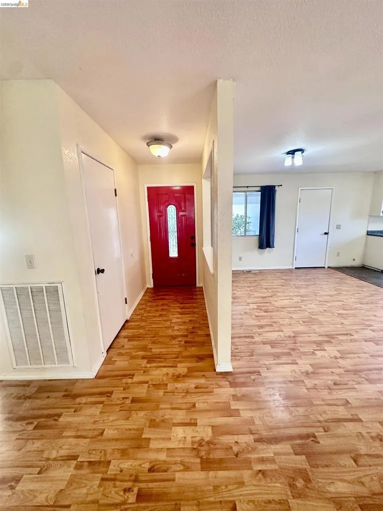 19381 Rockridge Way Sonora, CA 95370