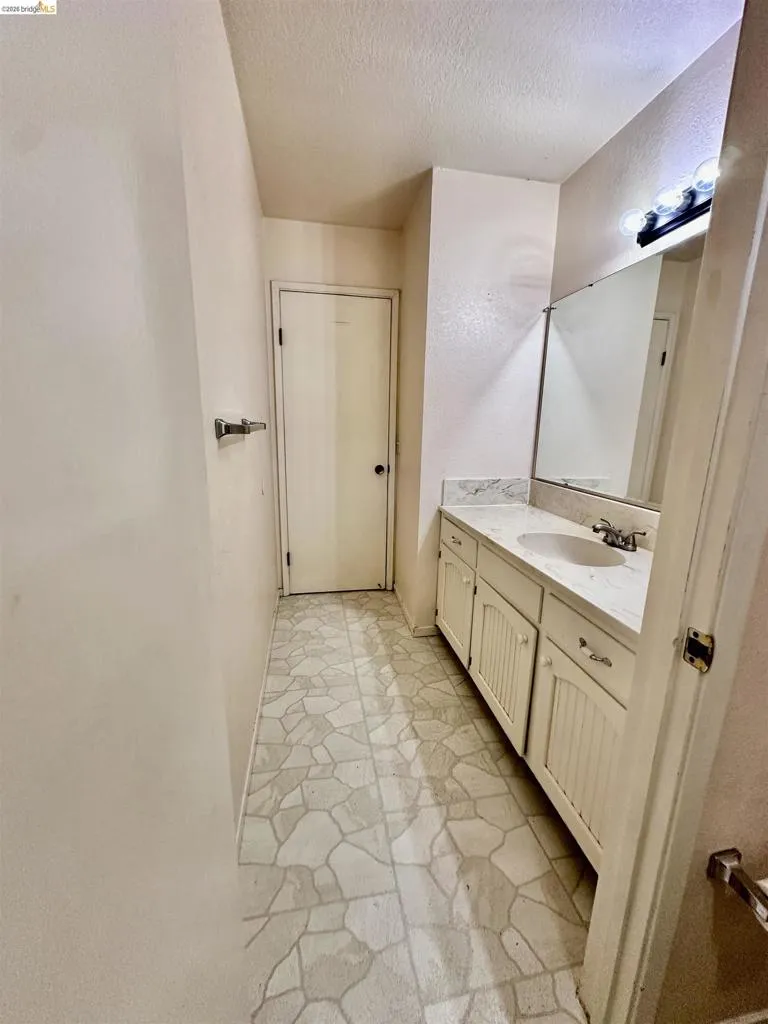 19381 Rockridge Way Sonora, CA 95370