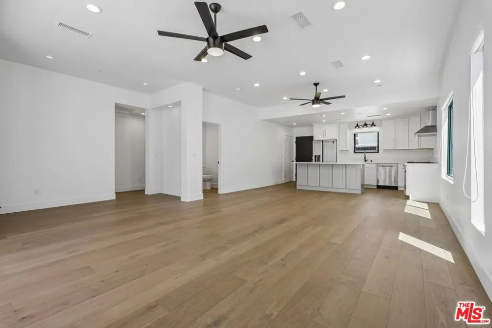 6521 Homewood Avenue Los Angeles, CA 90028