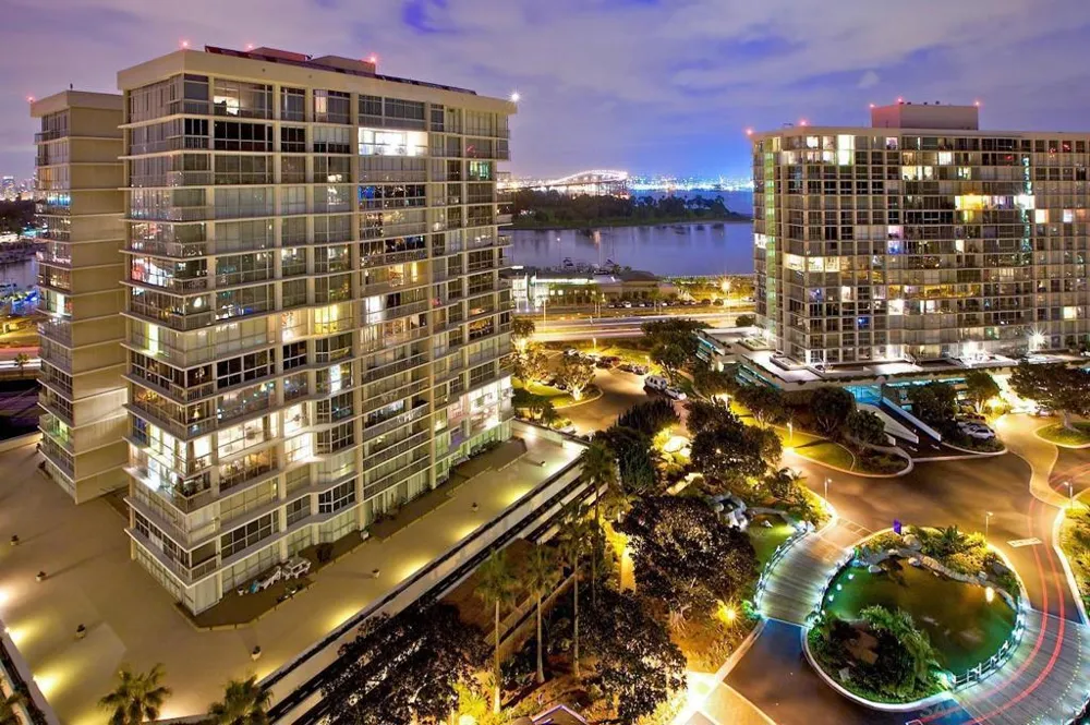 1710 Avenida del Mundo #209 Coronado, CA 92118