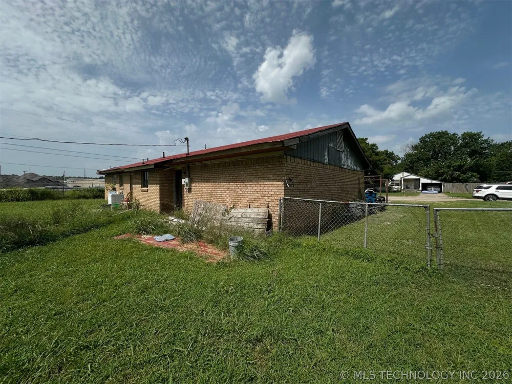 2002 15th Street McAlester, OK 74501