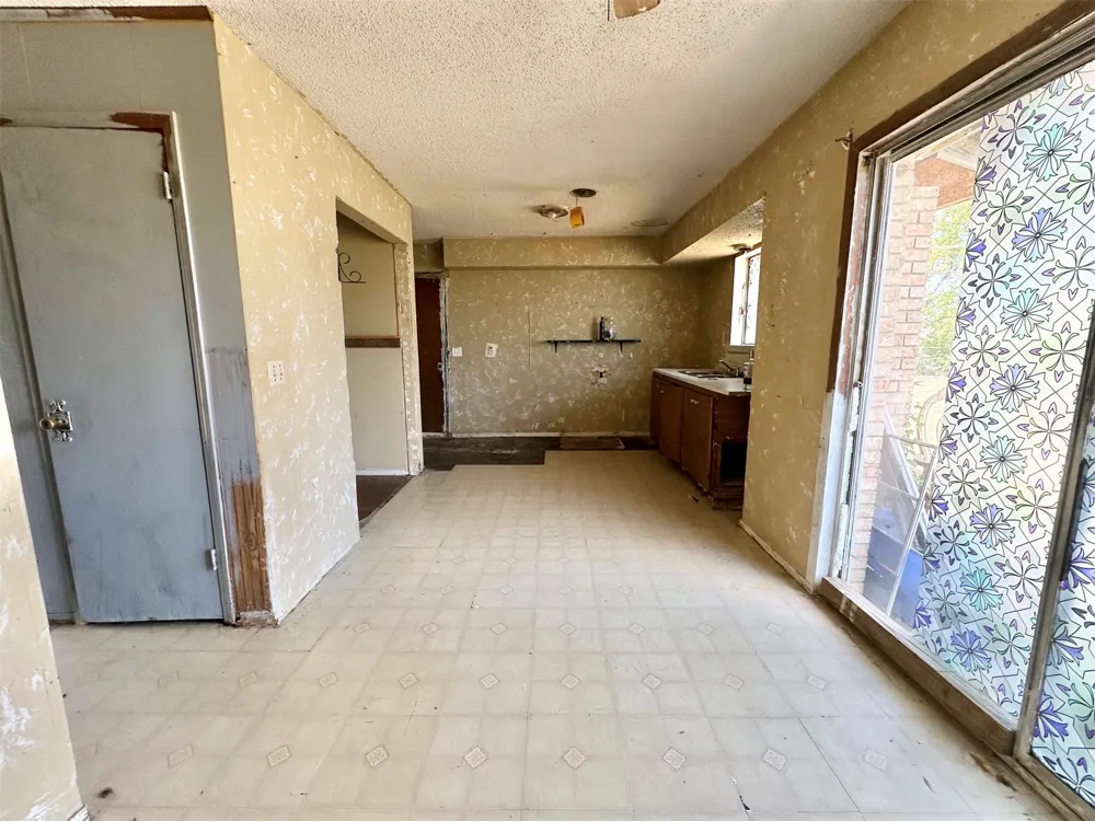 2002 15th Street McAlester, OK 74501