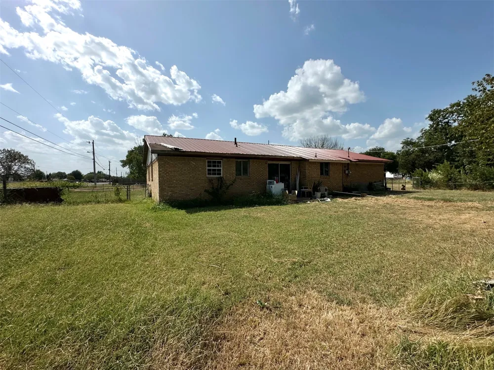 2002 15th Street McAlester, OK 74501