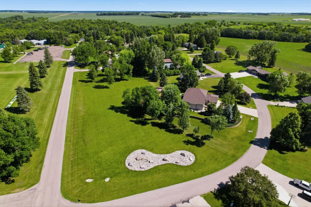 41 Westwood Drive Mayville, ND 58257