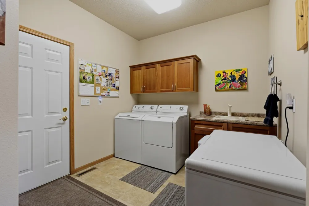 41 Westwood Drive Mayville, ND 58257