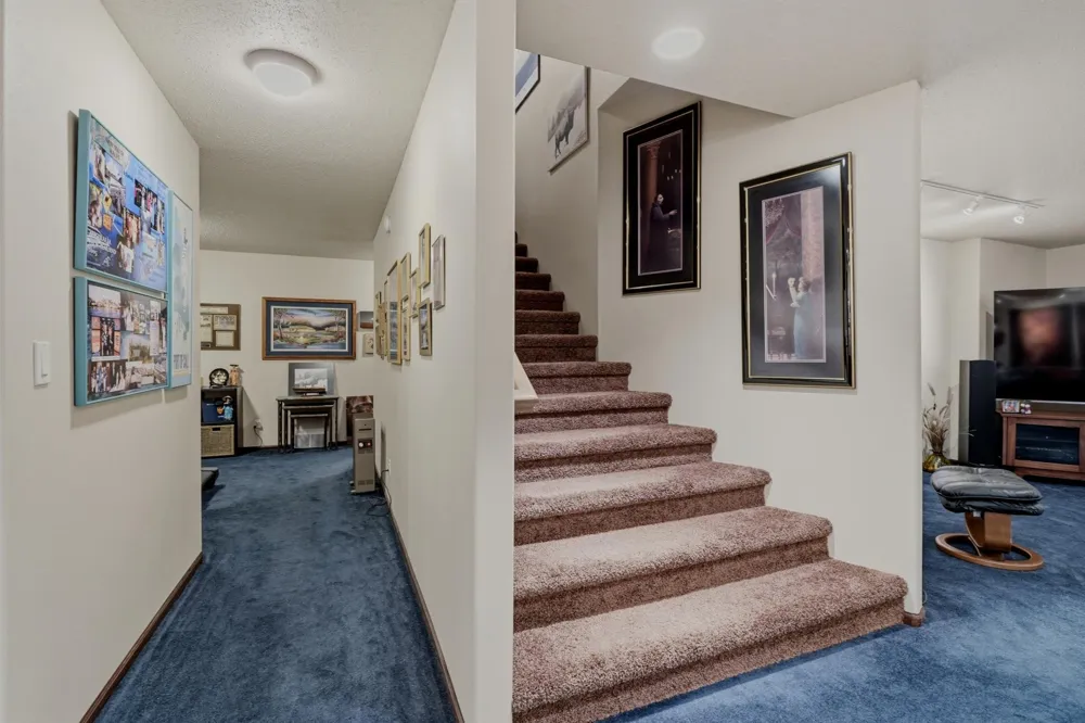 41 Westwood Drive Mayville, ND 58257