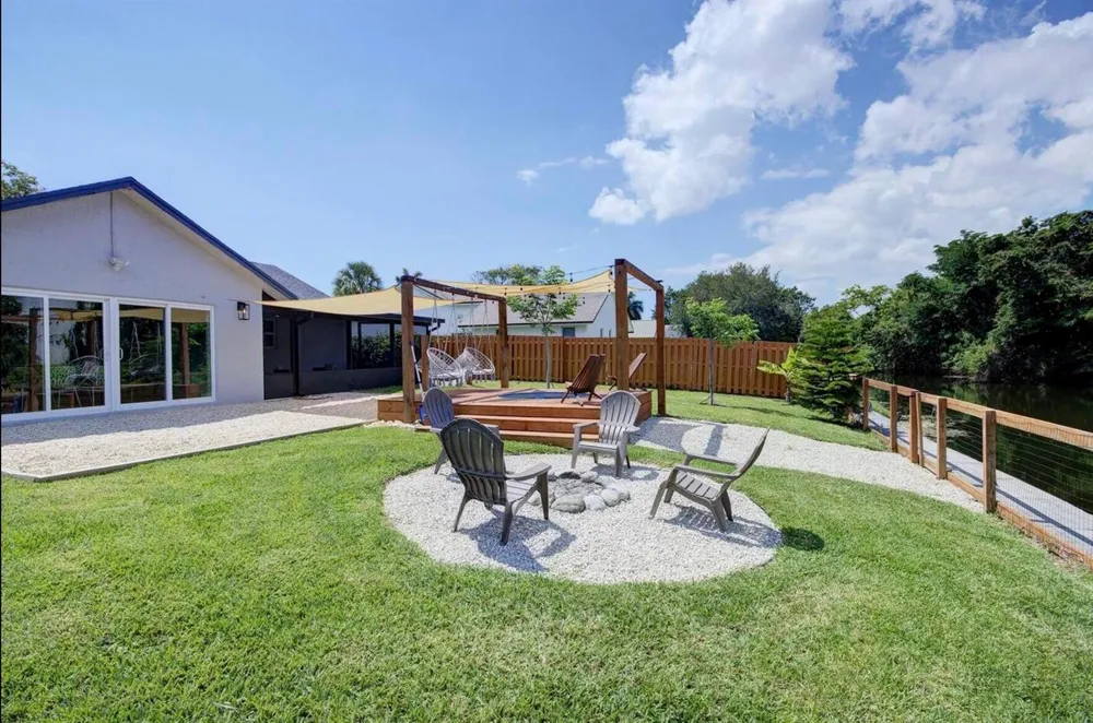 3026 Dunlin Road Delray Beach, FL 33444