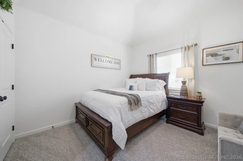 18960 E Orchard Circle Catoosa, OK 74015