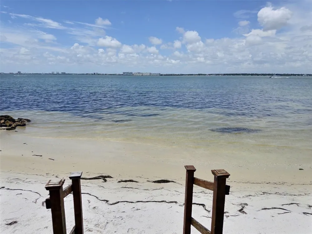 5633 PUERTA DEL SOL BOULEVARD S #307 St Petersburg, FL 33715