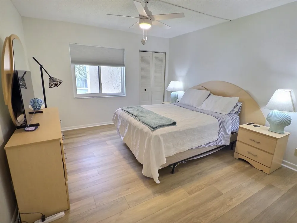 5633 PUERTA DEL SOL BOULEVARD S #307 St Petersburg, FL 33715