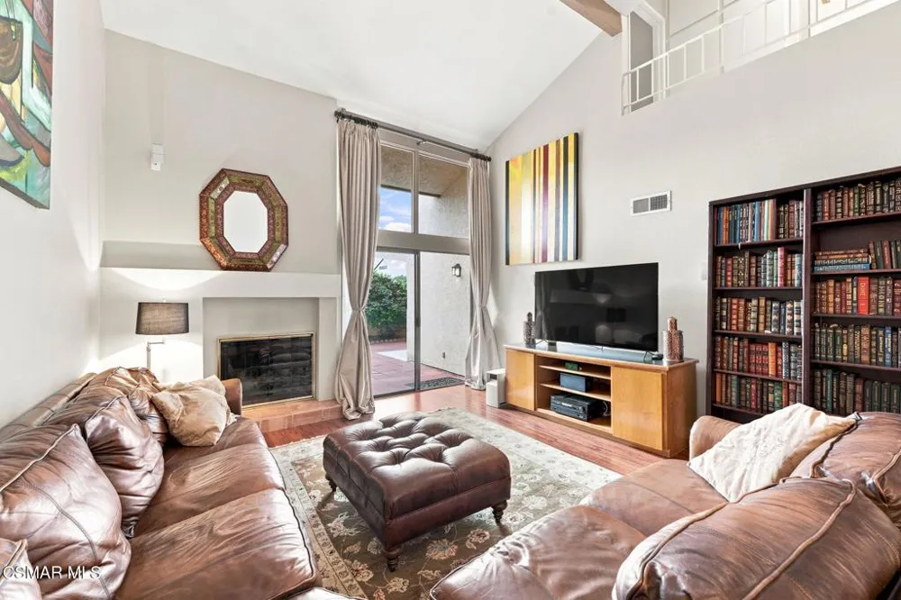 292 San Vincente Circle Newbury Park, CA 91320