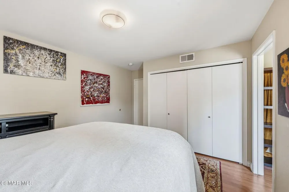 292 San Vincente Circle Newbury Park, CA 91320