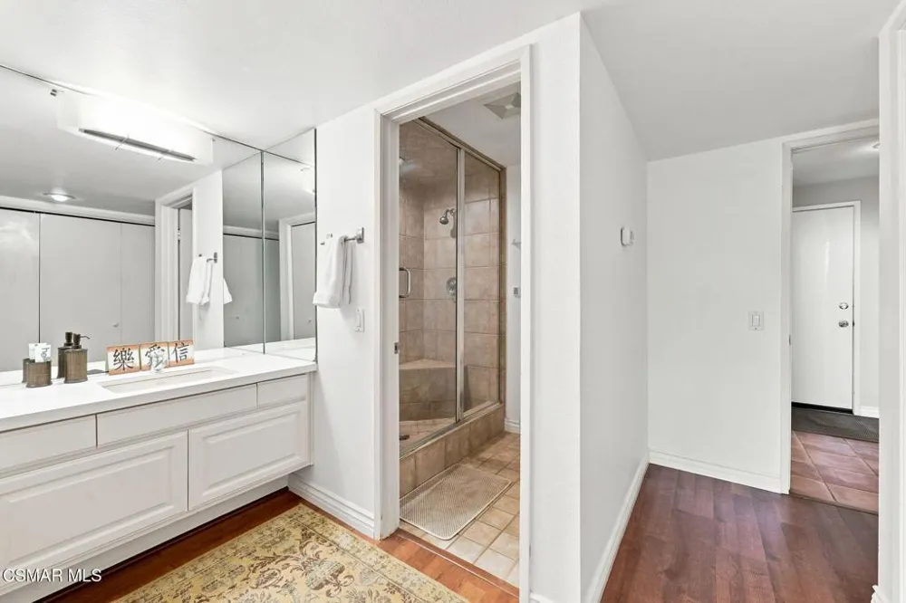 292 San Vincente Circle Newbury Park, CA 91320