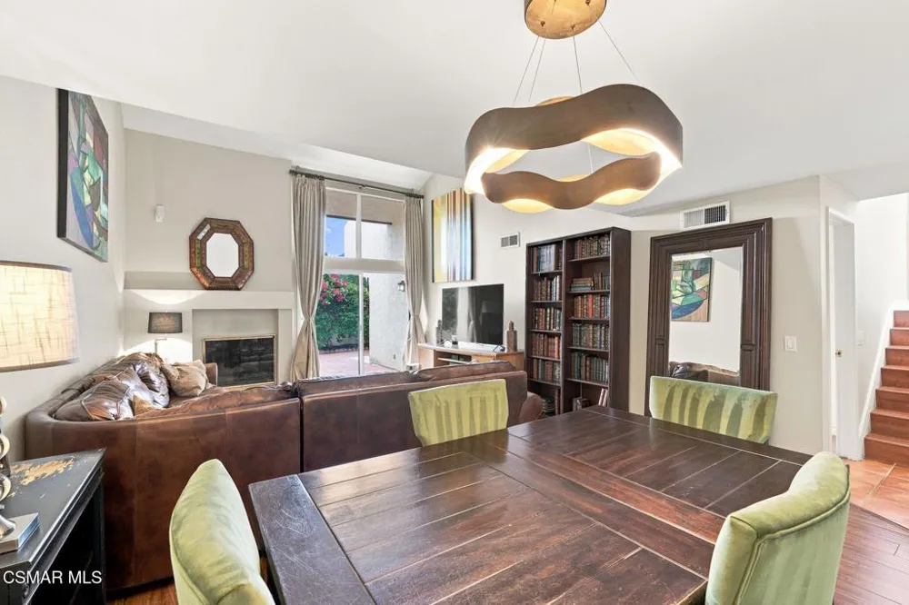 292 San Vincente Circle Newbury Park, CA 91320