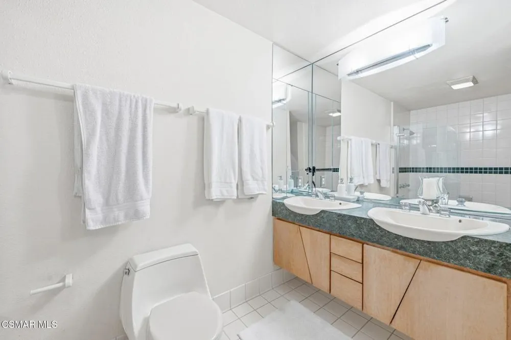 292 San Vincente Circle Newbury Park, CA 91320
