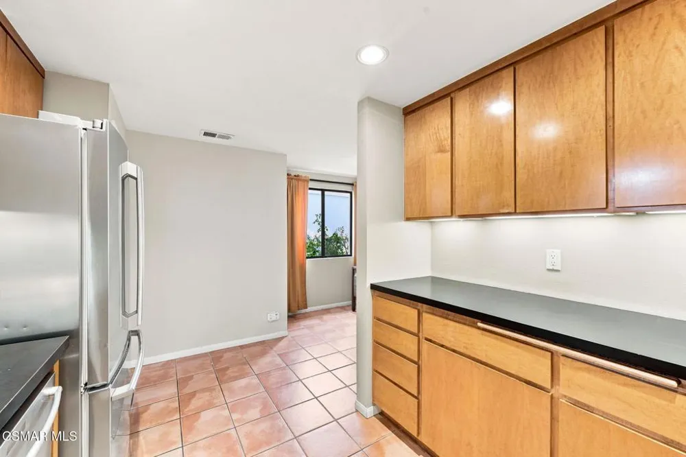 292 San Vincente Circle Newbury Park, CA 91320