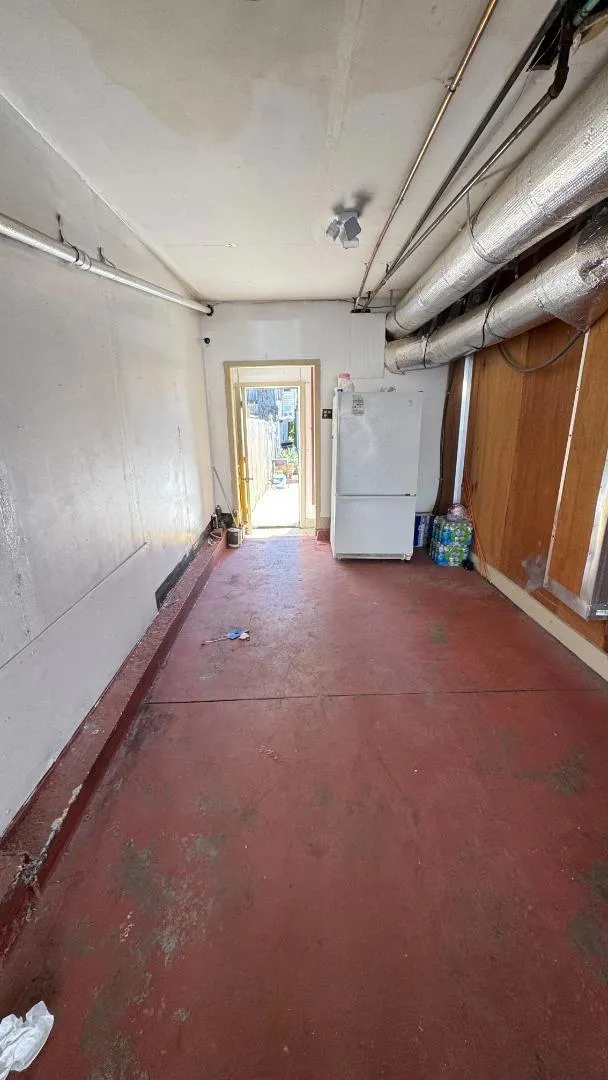 89 Farallones Street San Francisco, CA 94112