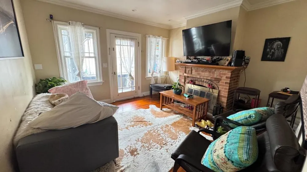 89 Farallones Street San Francisco, CA 94112