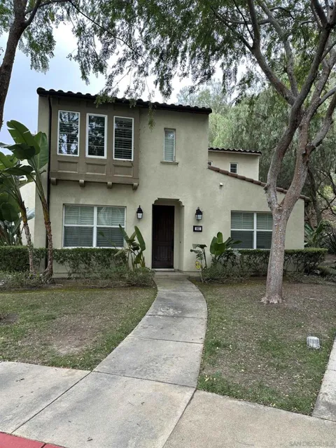 882 Sunset Place