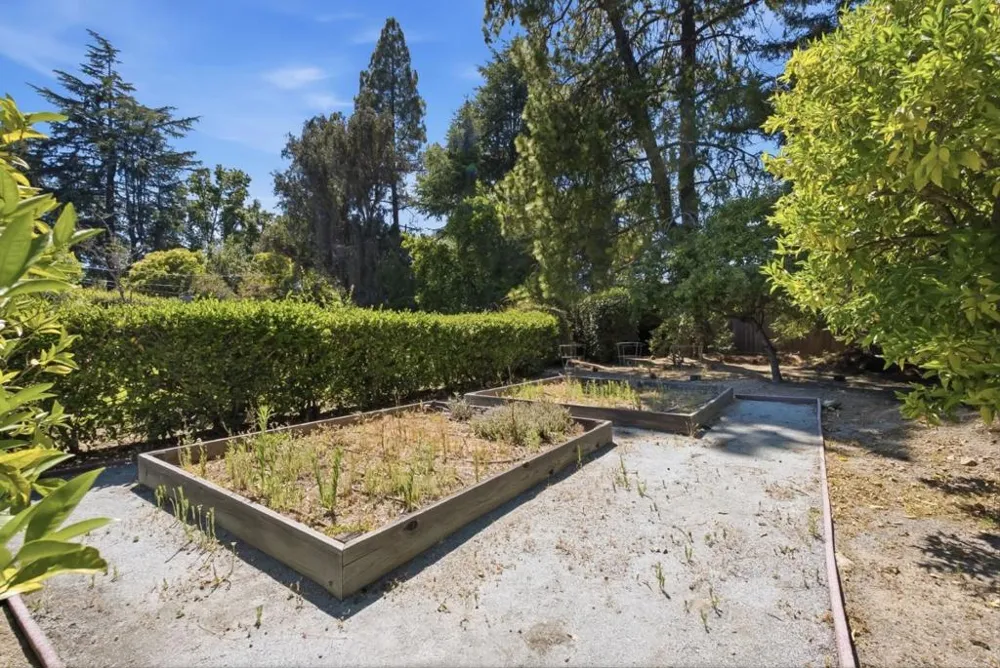 13565 Wendy Lane Saratoga, CA 95070