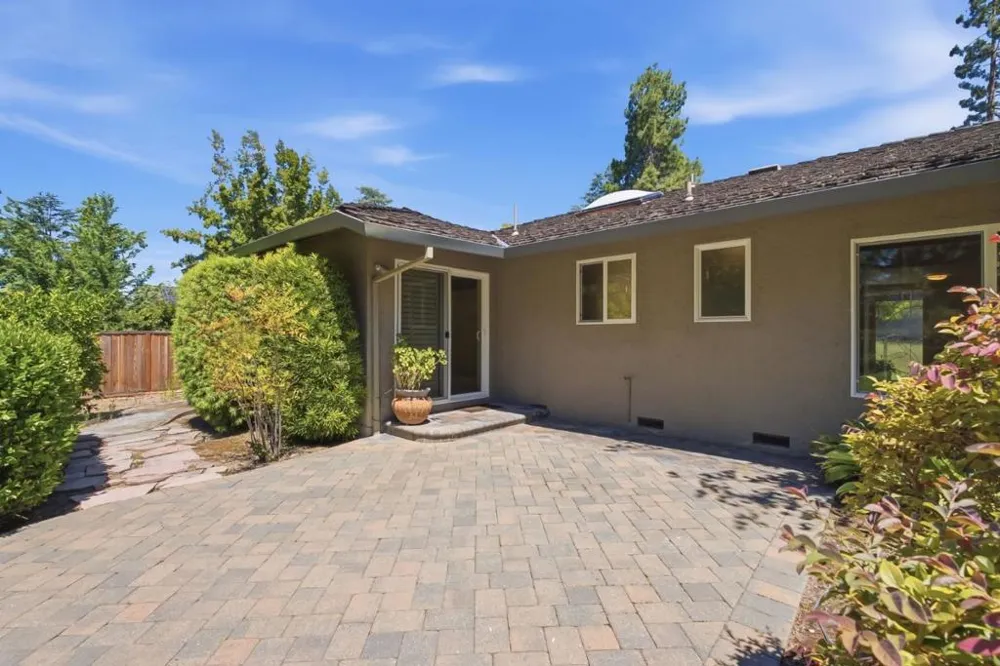 13565 Wendy Lane Saratoga, CA 95070
