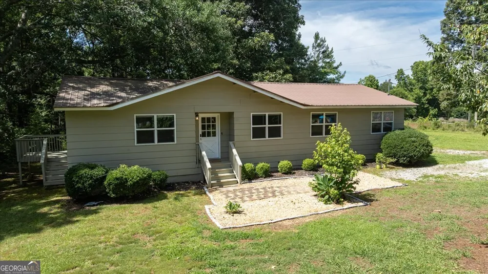 508 Thurmond CIR Statham, GA 30666