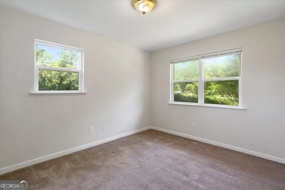 508 Thurmond CIR Statham, GA 30666