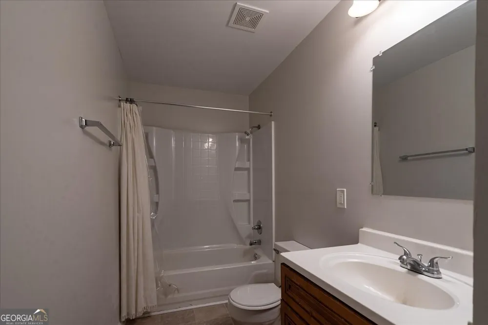 508 Thurmond CIR Statham, GA 30666