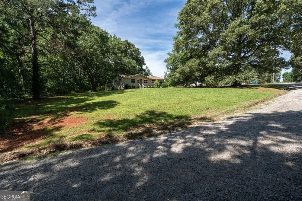 508 Thurmond CIR Statham, GA 30666