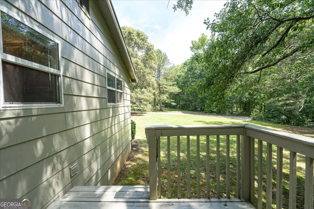 508 Thurmond CIR Statham, GA 30666