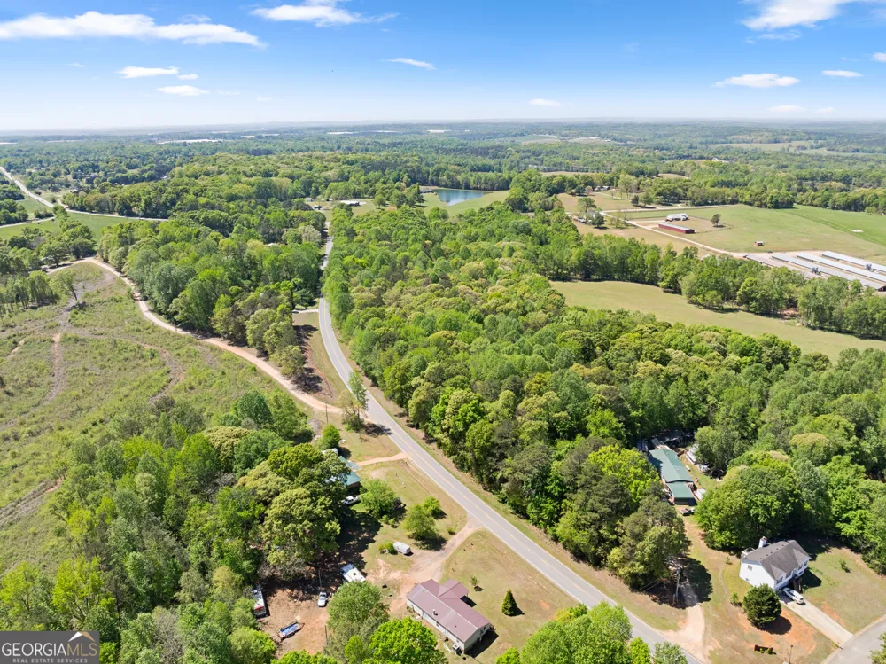 4346 Woods Bridge RD Commerce, GA 30529