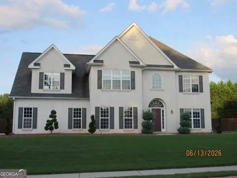 305 Sunderland CIR