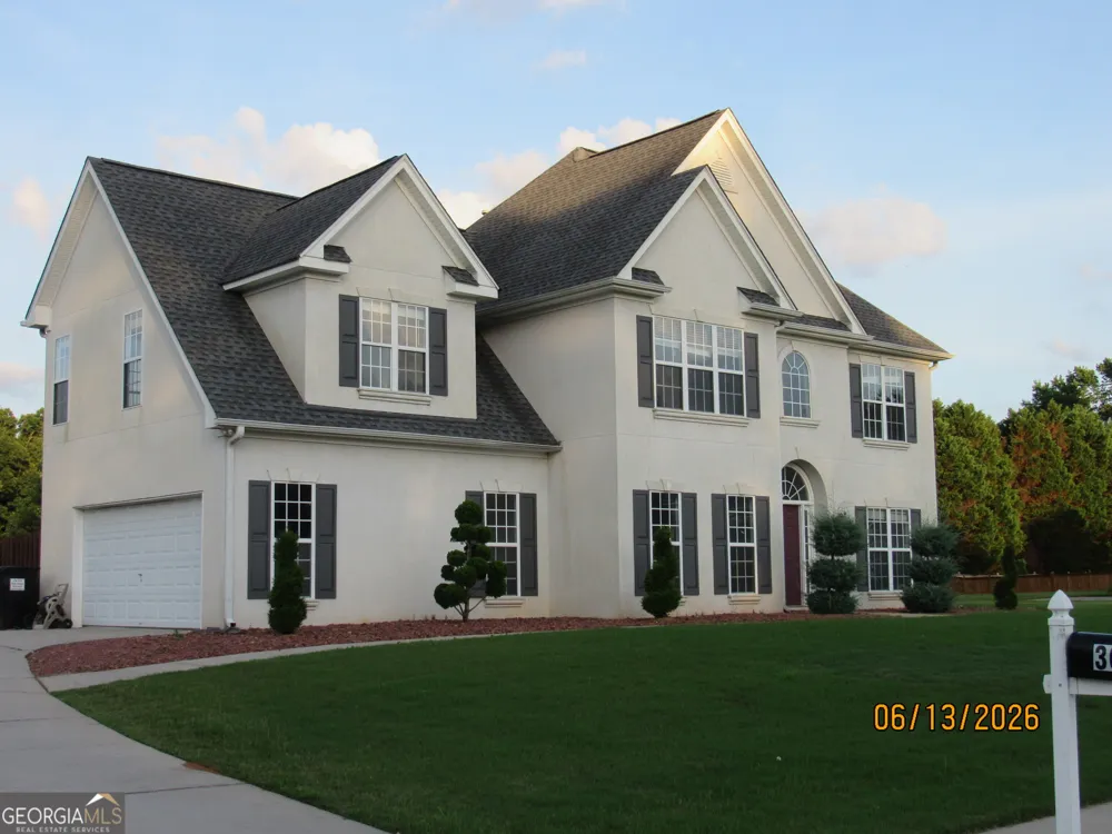 305 Sunderland CIR Fayetteville, GA 30215