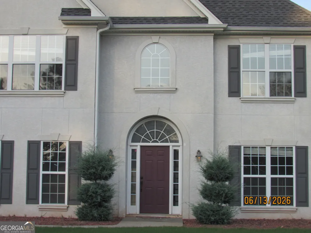 305 Sunderland CIR Fayetteville, GA 30215