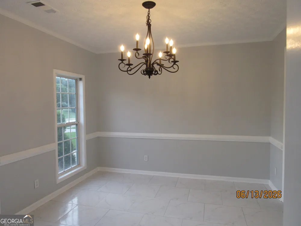 305 Sunderland CIR Fayetteville, GA 30215
