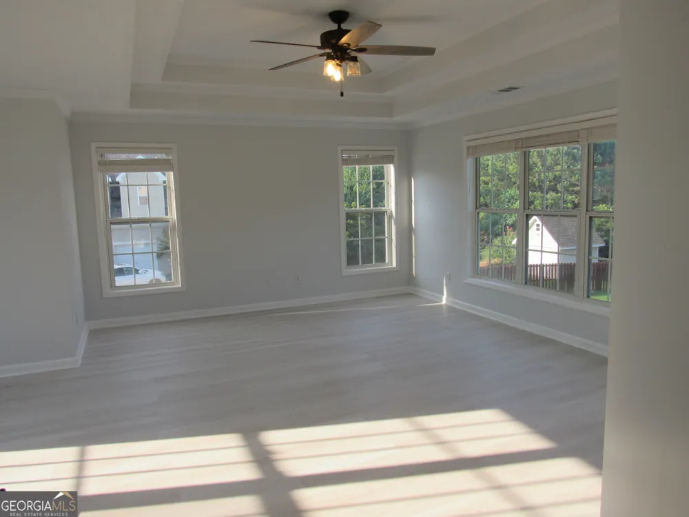 305 Sunderland CIR Fayetteville, GA 30215