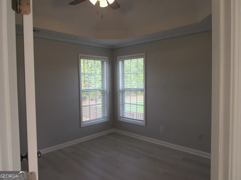 305 Sunderland CIR Fayetteville, GA 30215