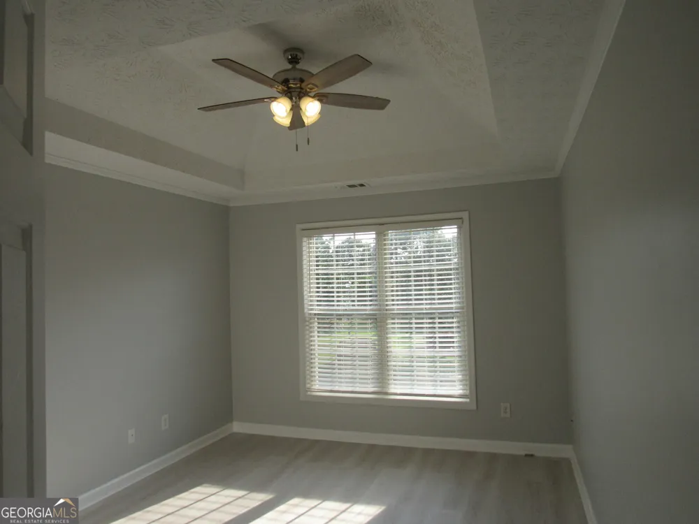 305 Sunderland CIR Fayetteville, GA 30215