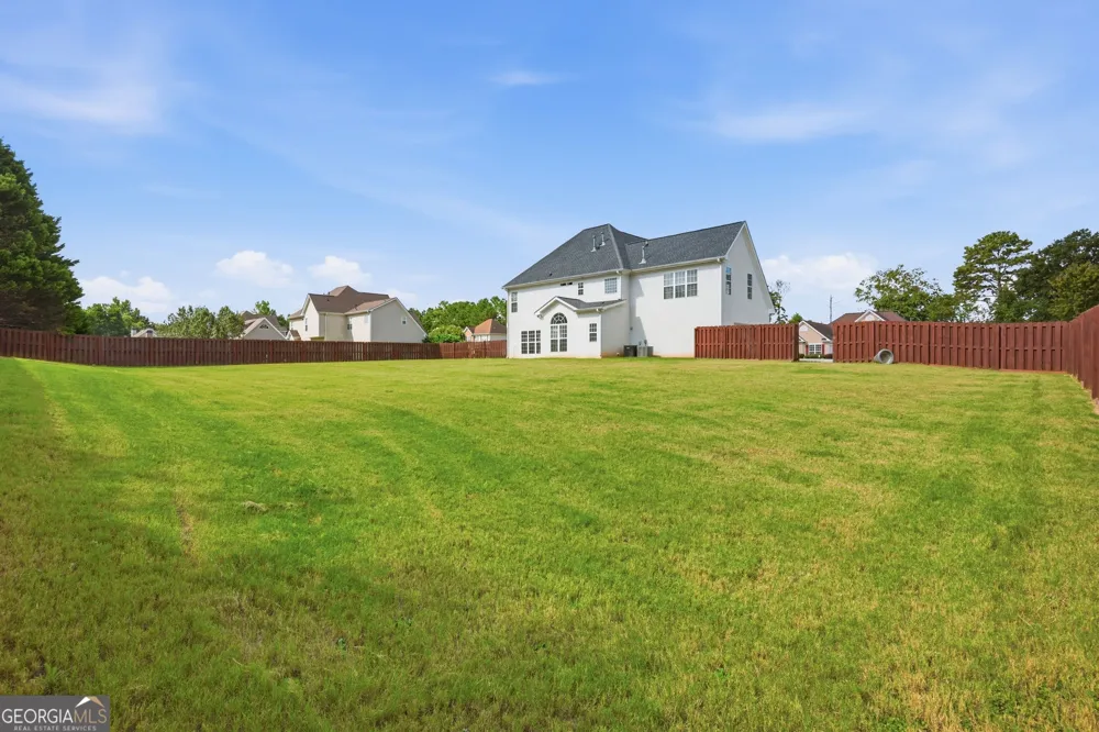 305 Sunderland CIR Fayetteville, GA 30215