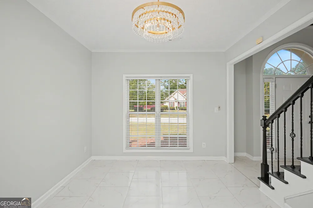 305 Sunderland CIR Fayetteville, GA 30215