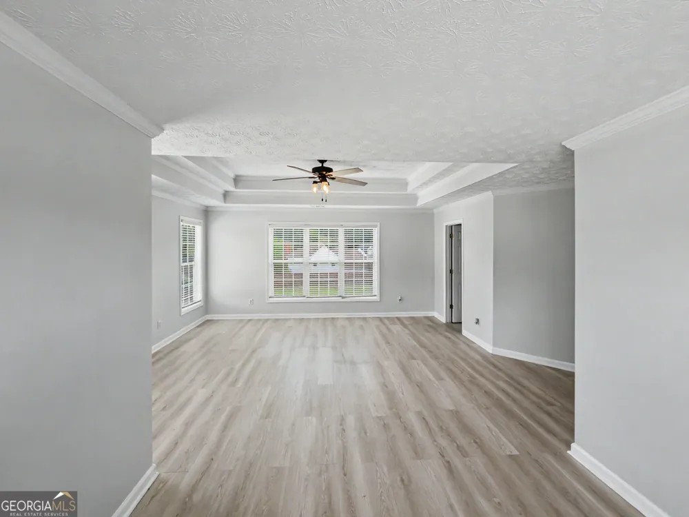 305 Sunderland CIR Fayetteville, GA 30215