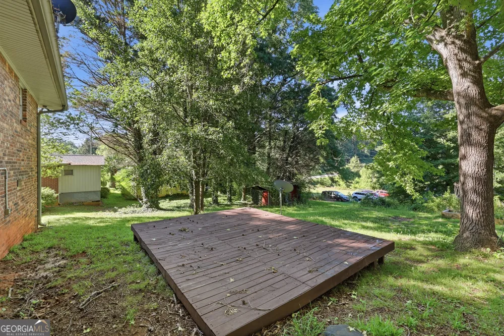 41 Poplar WAY Toccoa, GA 30577