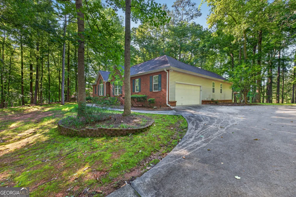 20 Tabor Forest DR Oxford, GA 30054