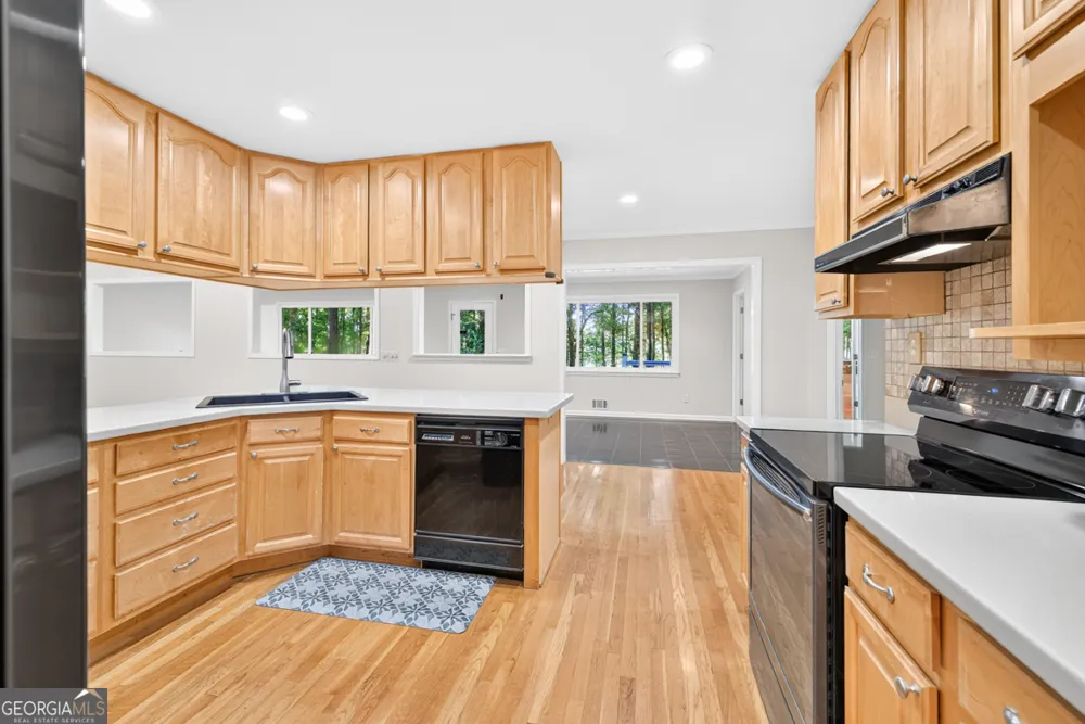 20 Tabor Forest DR Oxford, GA 30054